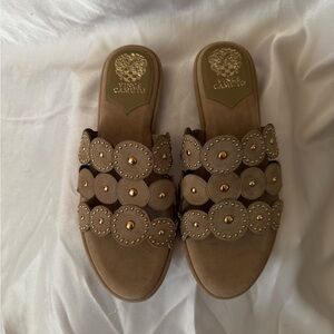 Vince Camuto Sennie Slide